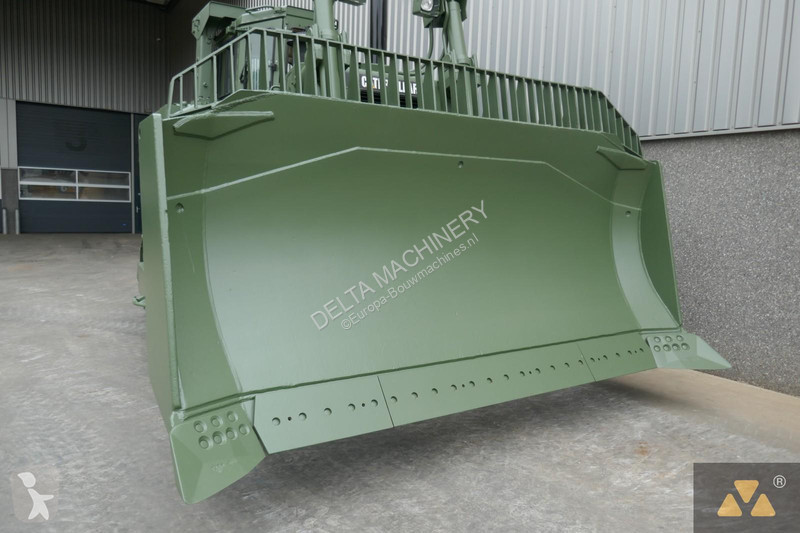 Buldozér Caterpillar Ex-army