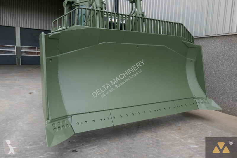 بلدوزر Caterpillar Ex-army