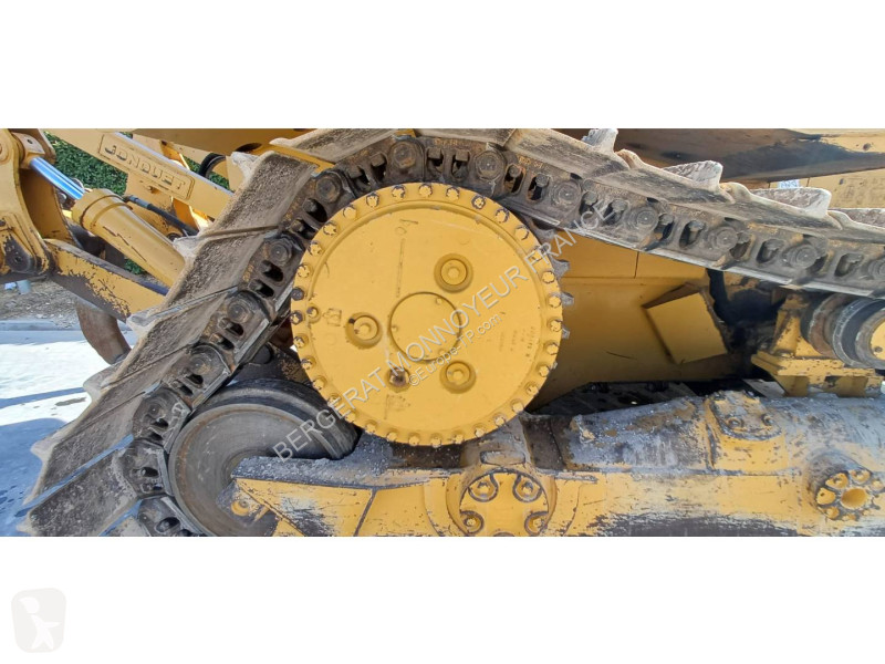 Buldozér Caterpillar D6T3B XW