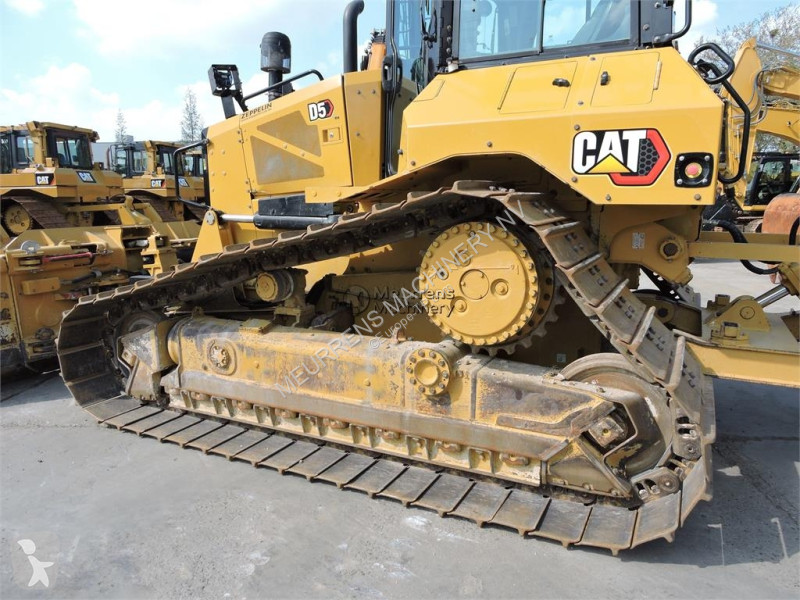 Bulldozer Caterpillar D5