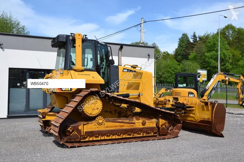بلدوزر Caterpillar D6N