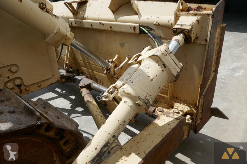 Buldozér Caterpillar Ex-army