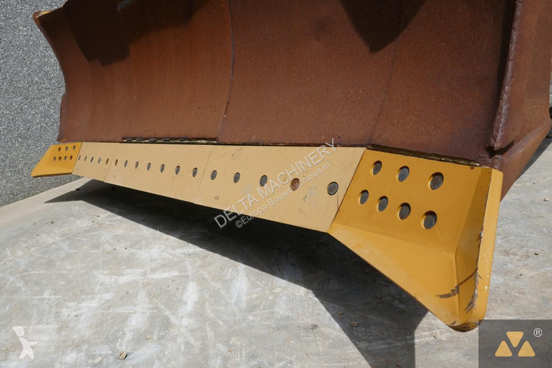Buldozér Caterpillar Ex-army
