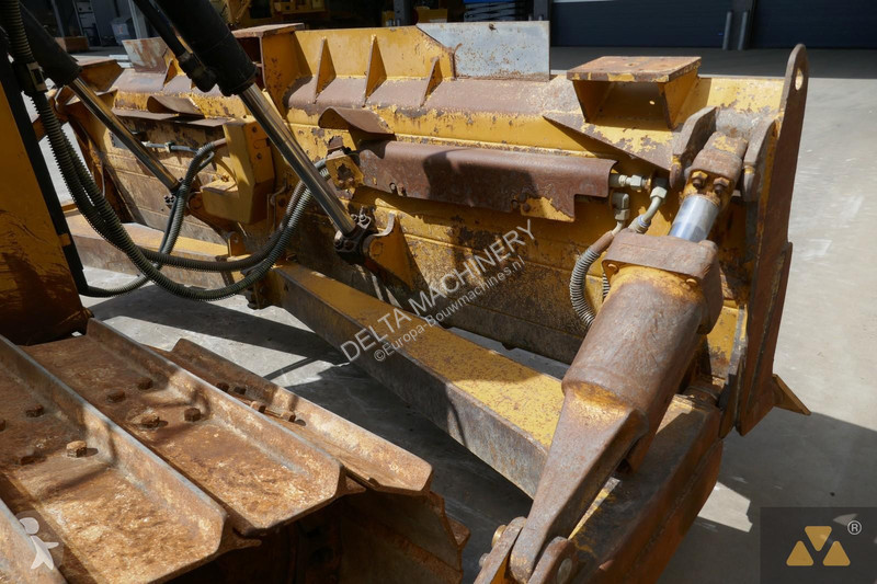 Buldozer Caterpillar D6T
