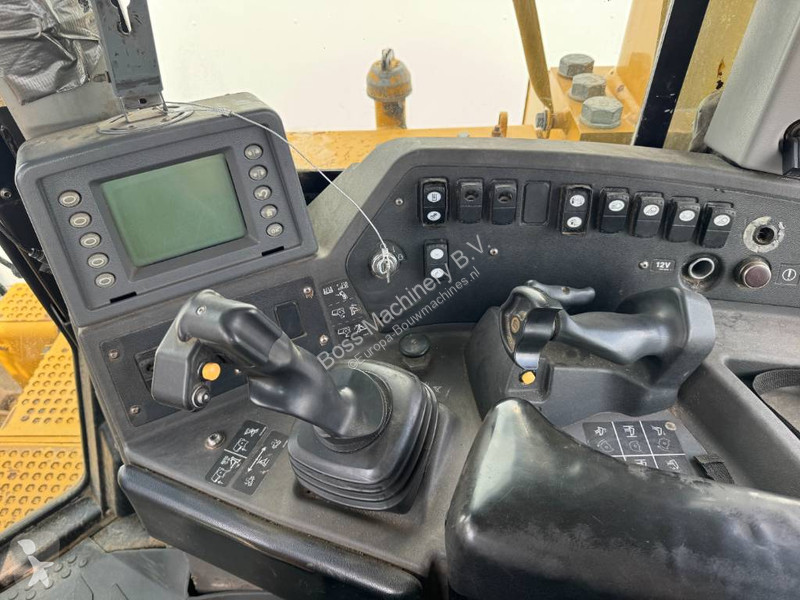 Buldozér Caterpillar - Ripper / Auto Greasing /...