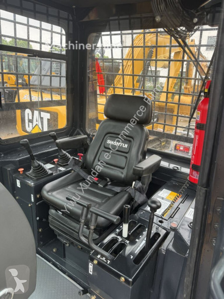 Bulldozer Shantui
