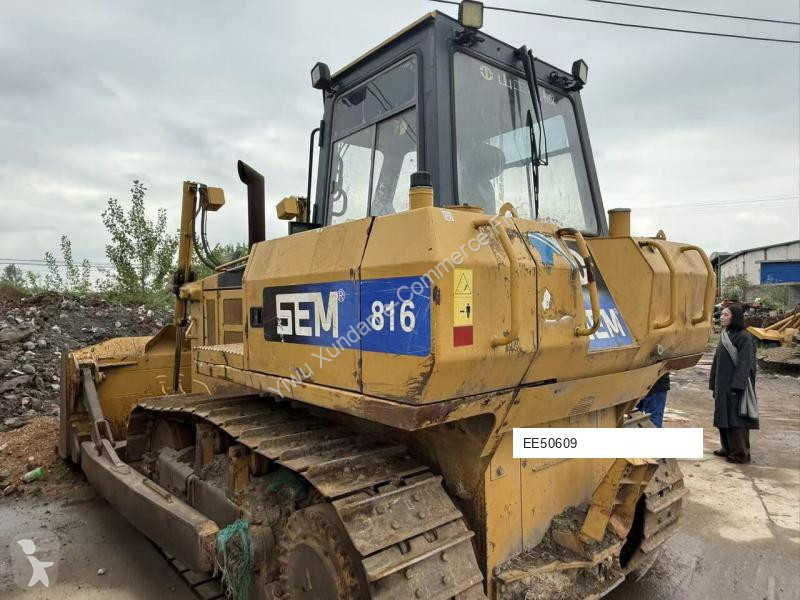 Buldozer SEM 816