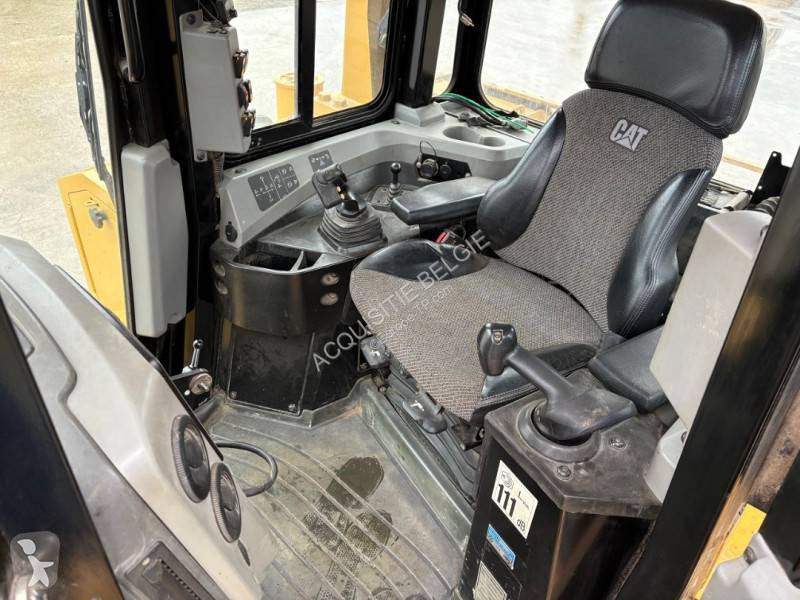 Buldozér Caterpillar D6T LGP