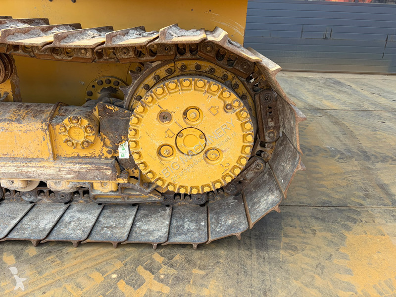بلدوزر Caterpillar D4 LGP 15A ( / 2)