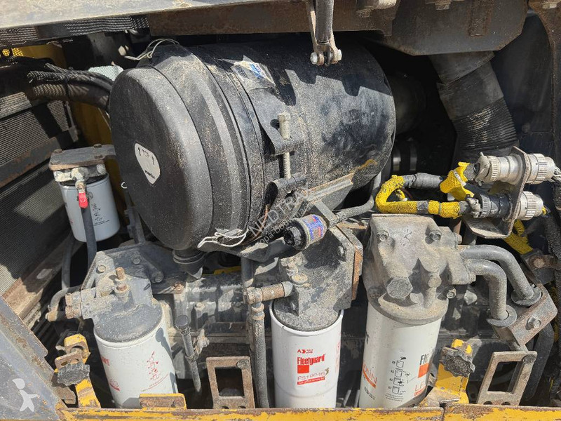 بلدوزر Komatsu PX15