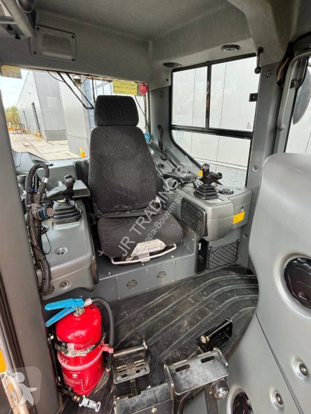 بلدوزر Liebherr PR 736 LGP (Trimble Ready)