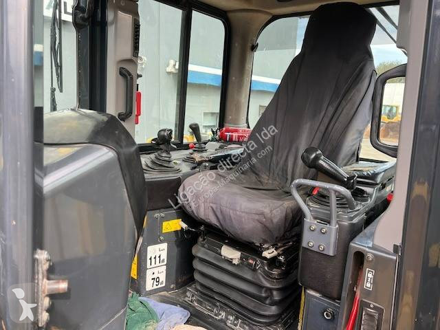 Buldózer Komatsu