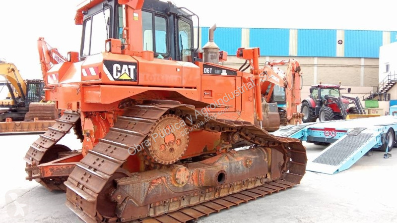Bulldozer Caterpillar D6T