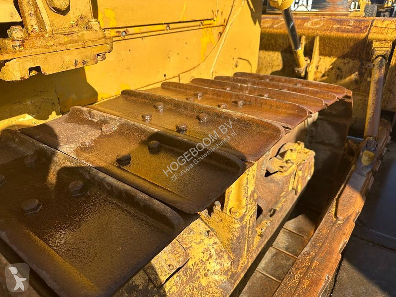 Bulldozer Caterpillar D6D with winch