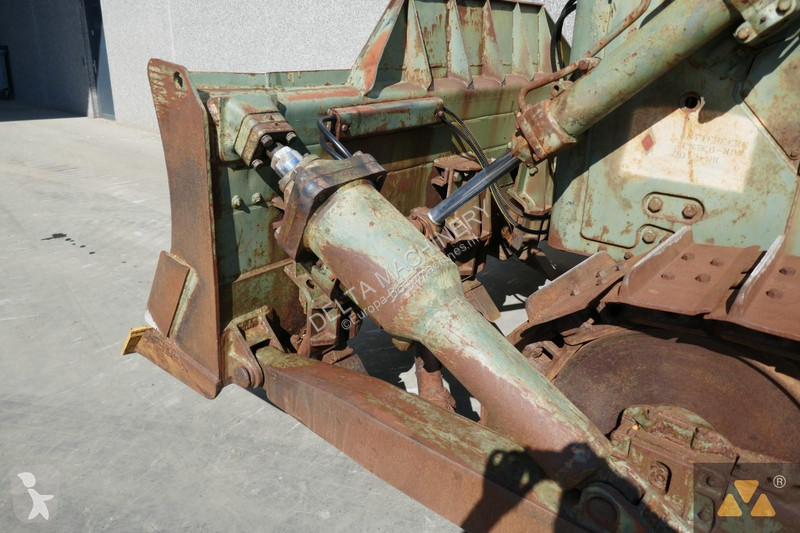 بلدوزر Caterpillar Ex-army