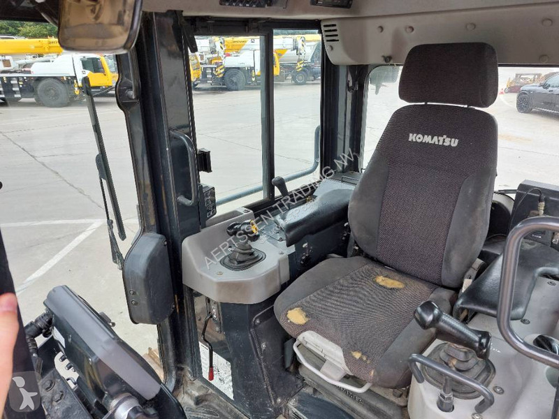 بلدوزر Komatsu PXi-23