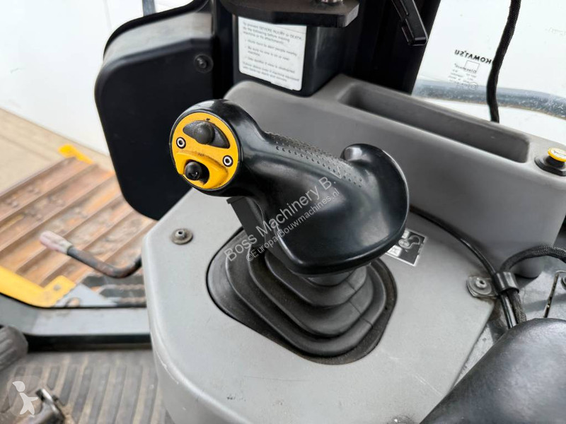 بلدوزر Komatsu -24 - Ripper Valve / Camera / Airco