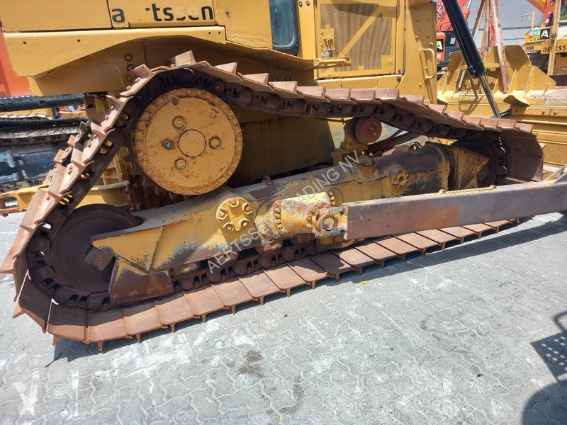 Bulldozer Caterpillar D6R (Abu Dhabi)