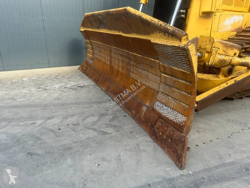 بلدوزر Caterpillar R II