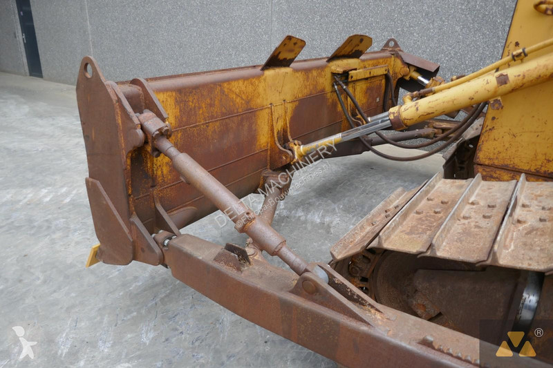 Bulldozer Caterpillar D6M