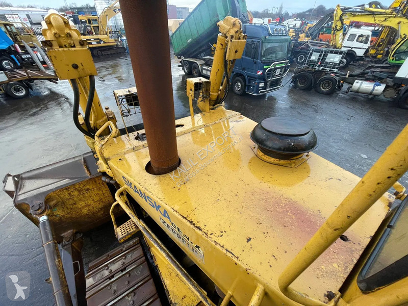 Bulldozer Caterpillar Dozer with Ripper Very...