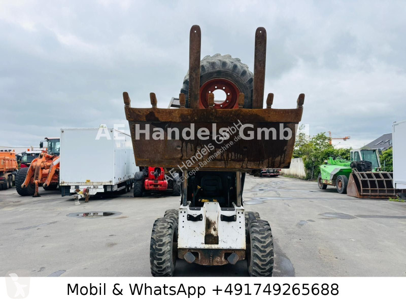 Buldozer Bobcat 853 Kompaktlader...