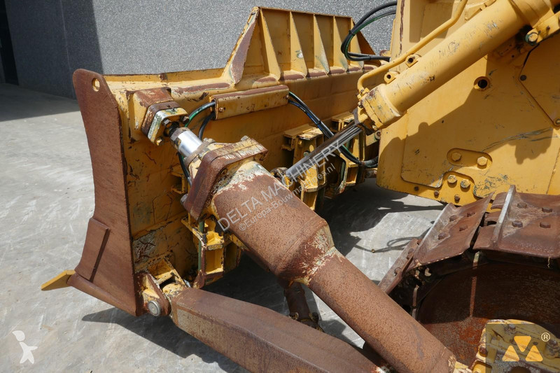 Buldozér Caterpillar Ex-army