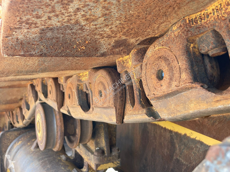 Бульдозер Caterpillar D6T
