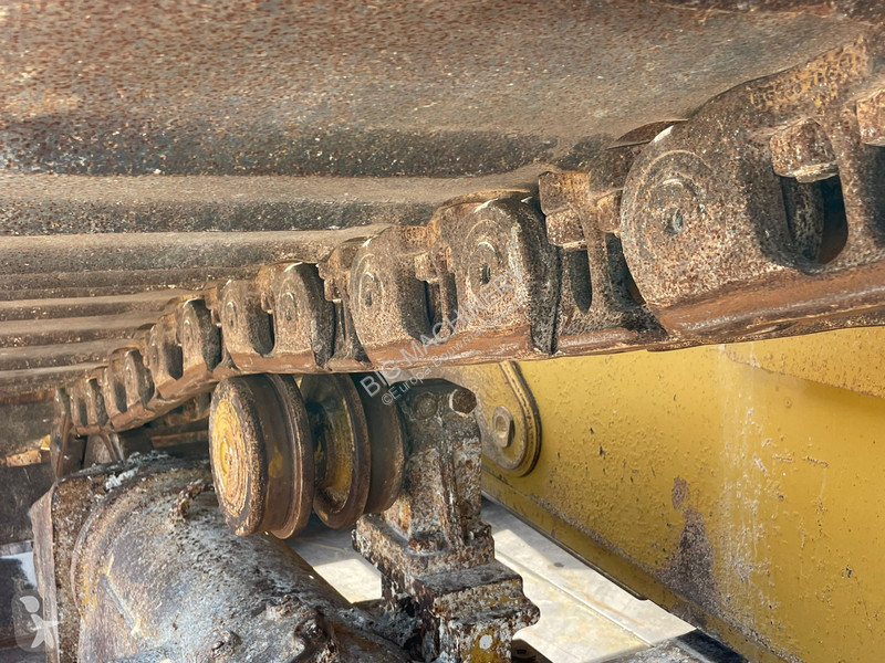 Buldozer Caterpillar D6T