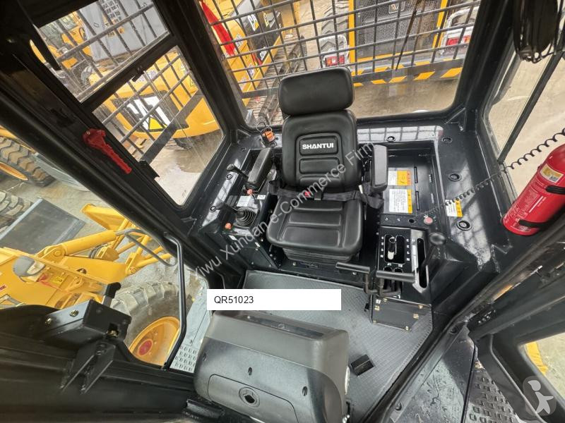 Bulldozer Shantui