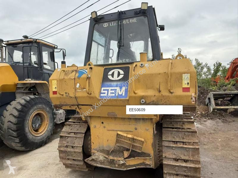 Buldozer SEM 816