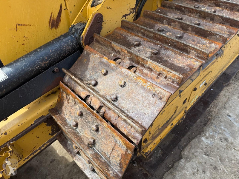 بلدوزر Caterpillar 2 XL Ripper