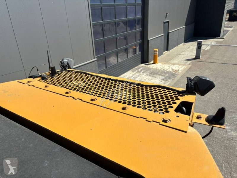 Buldozér Caterpillar D 6 T LGP (Trimble GPS /...