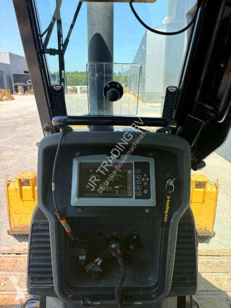 بلدوزر Caterpillar LGP