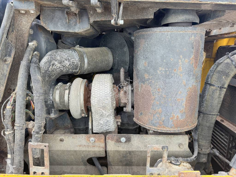 بلدوزر Komatsu PX15