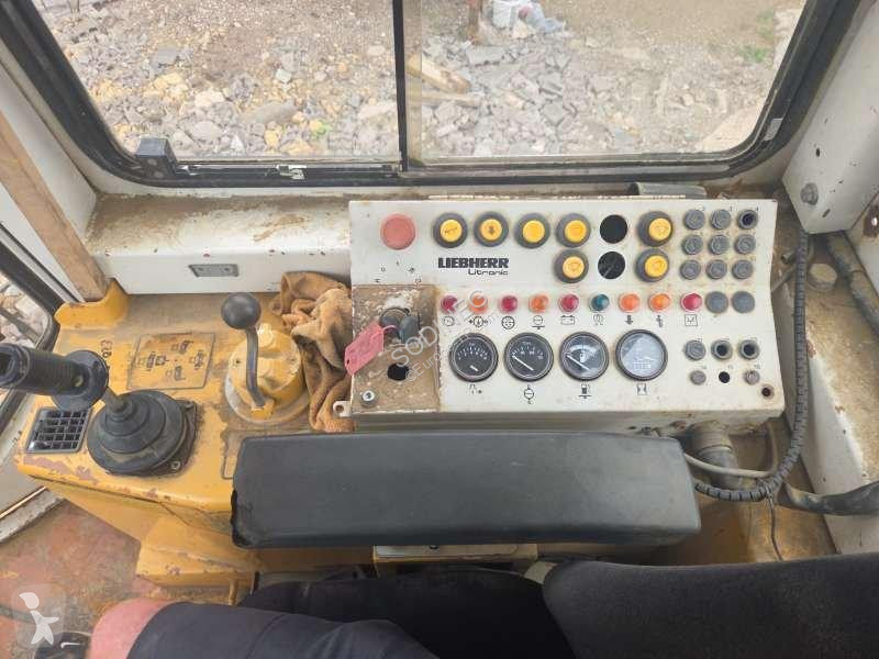 Liebherr 722 bulldozer