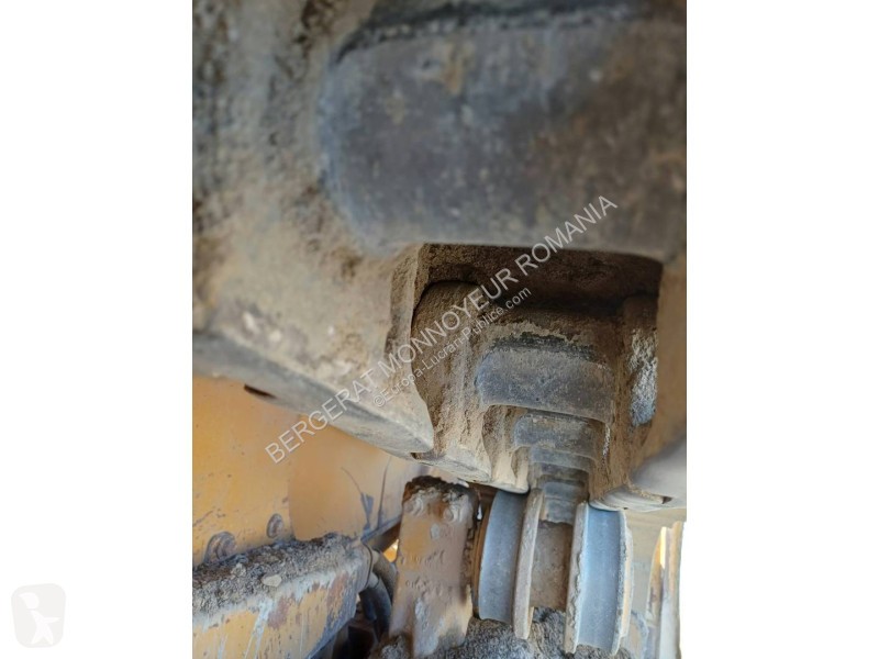 بلدوزر Caterpillar D5-17VP