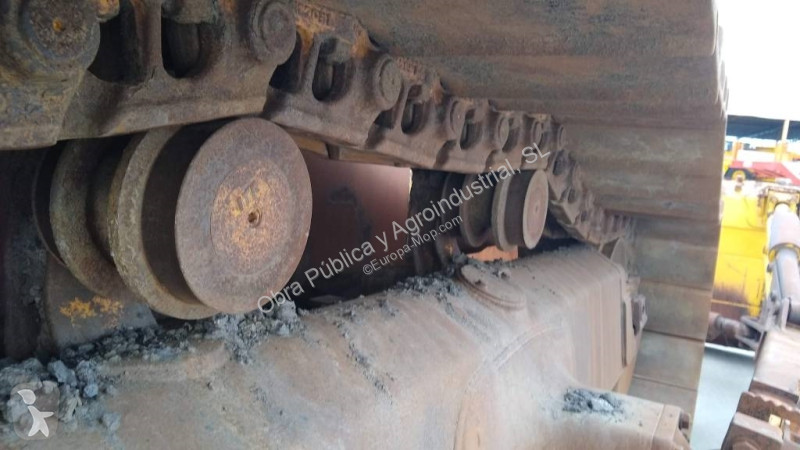بلدوزر Komatsu D65PX-18
