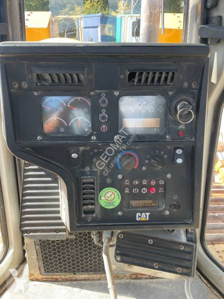 بلدوزر Caterpillar D6T LGP
