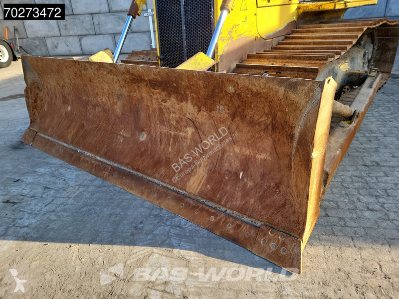 بلدوزر Komatsu D65 -18