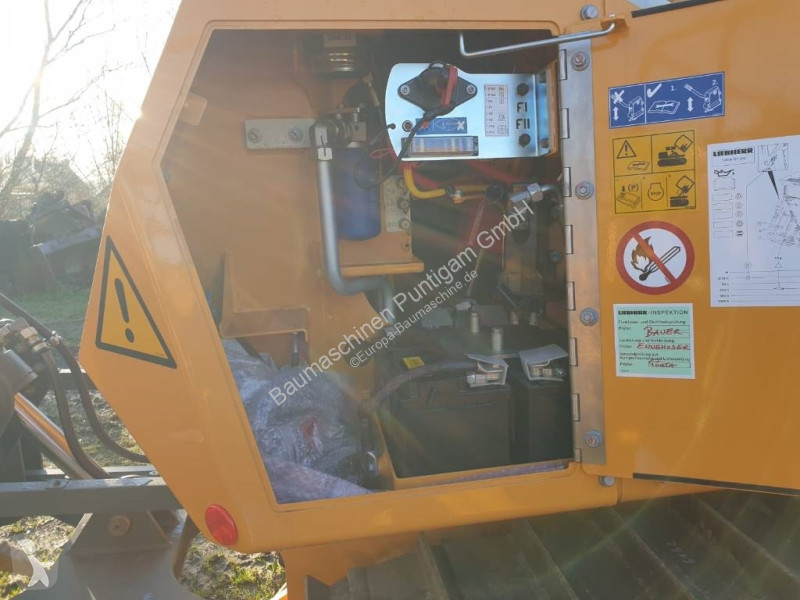 Bulldozer Liebherr PR 716 05 LGP