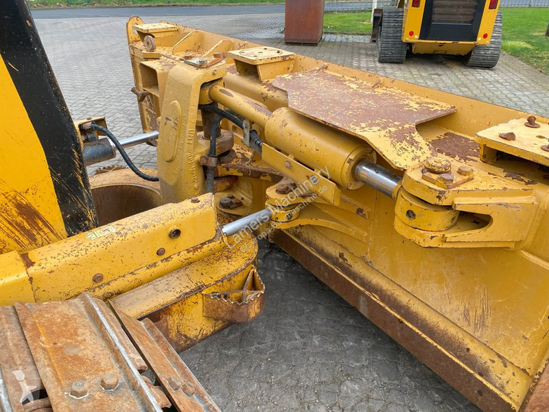 Bulldozer Caterpillar D6  NVT