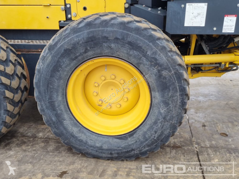 Buldozer Komatsu GD655-6