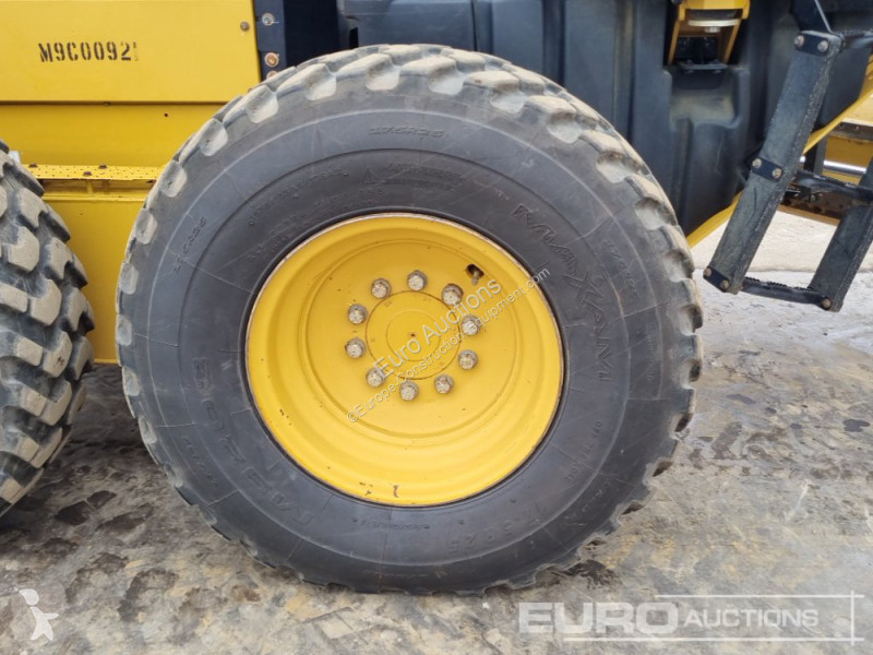 Buldozer Caterpillar 2