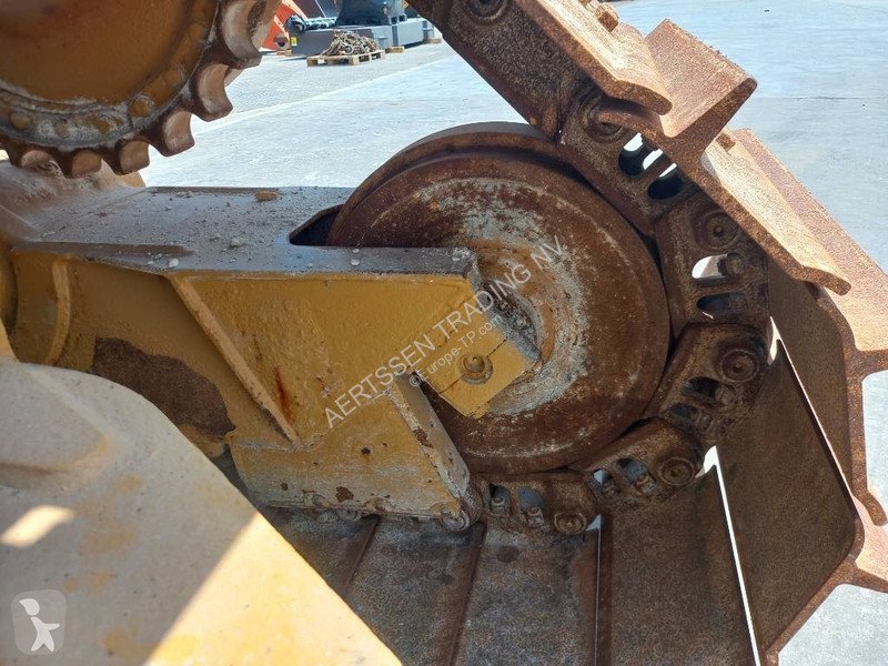 Bulldozer Caterpillar D6T (Abu Dhabi)