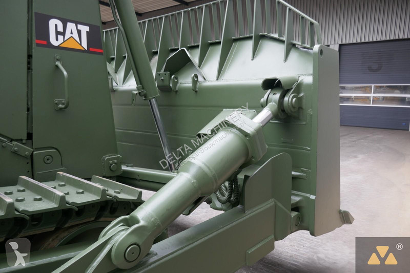 Buldozér Caterpillar Ex-army