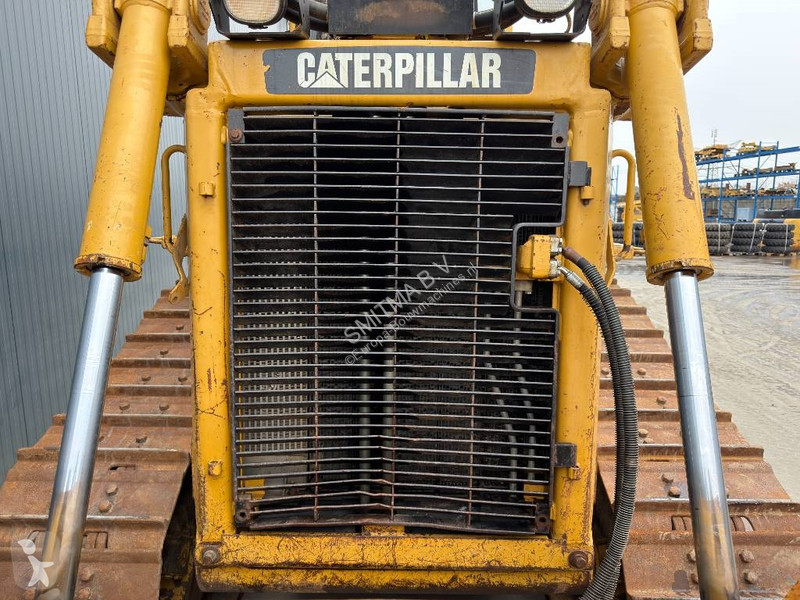 Buldozér Caterpillar D6T