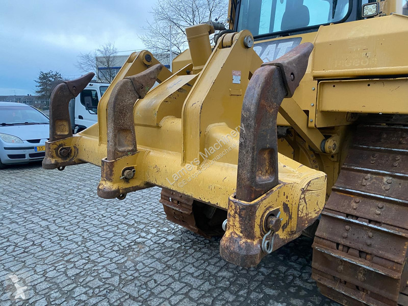 Бульдозер Caterpillar D6T