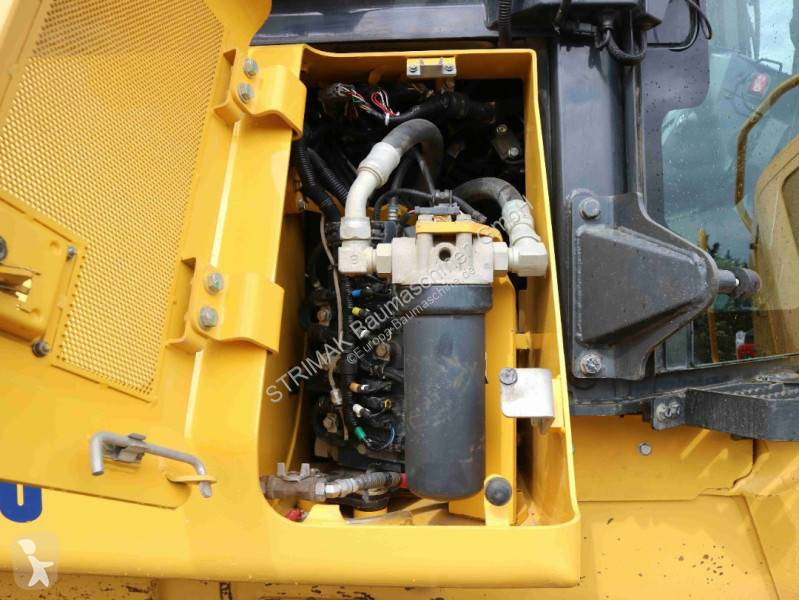 بلدوزر Komatsu D 61 PX-24