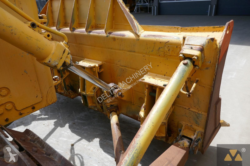 Buldozér Caterpillar Ex-army